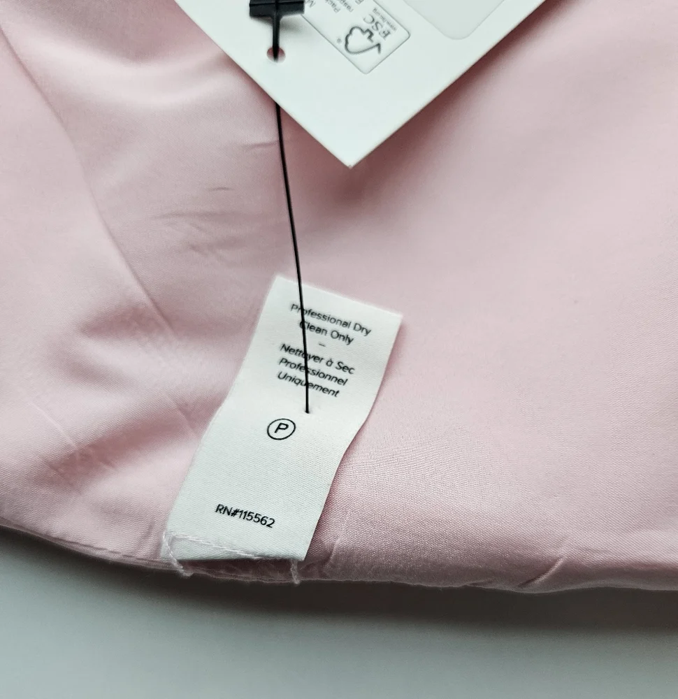 Cinq A Sept Elaine Baby Pink Crepe Cuffed Lined Shorts - Picture 13 of 15